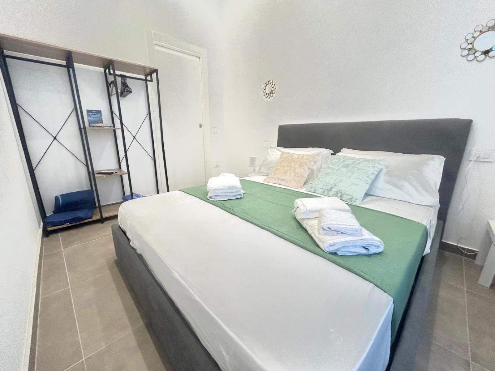 Fly Zone Naples Bed and Breakfast Kamer foto