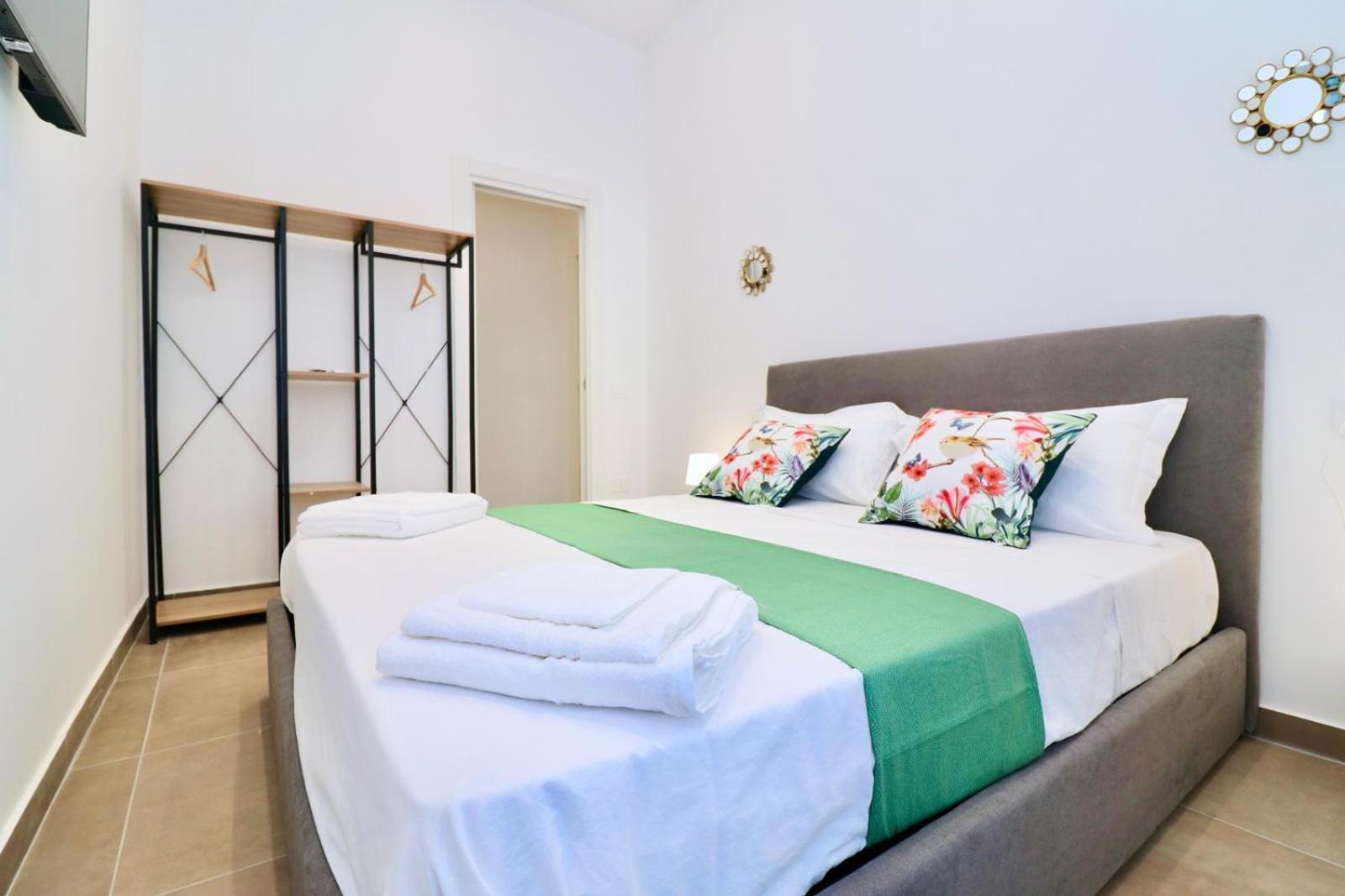 Fly Zone Naples Bed and Breakfast Buitenkant foto